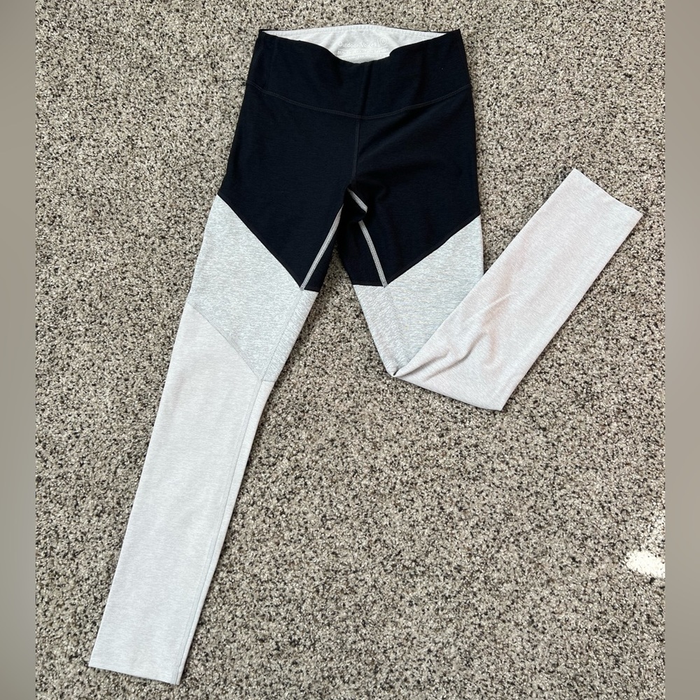Outdoor Voices - 3 way color Yoga Pants